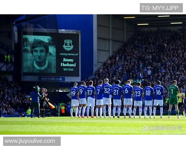 罗伯逊称曼城实力强大可战胜任何英超对手并对未判进球表示遗憾 罗伯逊称曼城实力强大可战胜任何英超对手并对未判进球表示遗憾