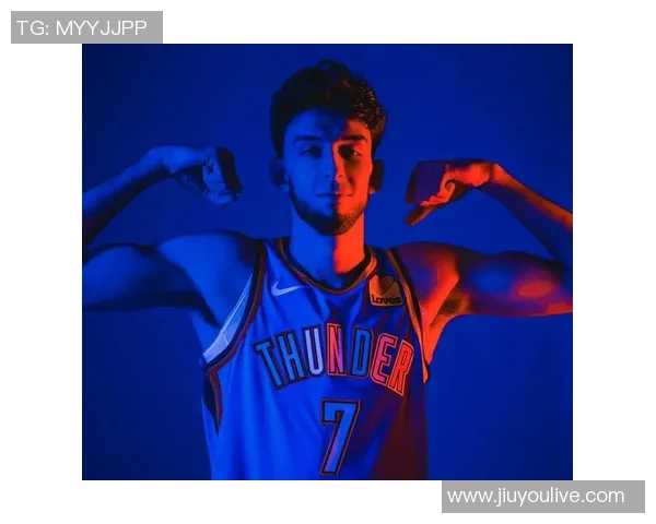 霍姆格伦回应阿伦被驱逐事件强调裁判判罚合理专注比赛表现