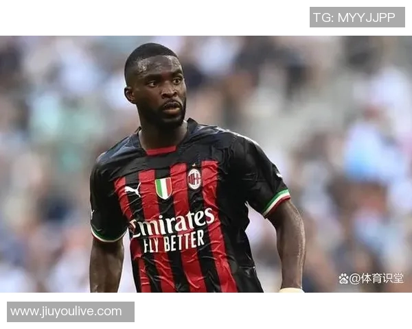 托莫里坚定表态愿留AC米兰期待管理层的明确指示