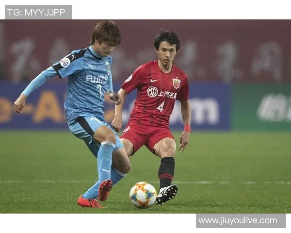 18岁中国后卫关德晴加盟川崎前锋一线队展现成长之路